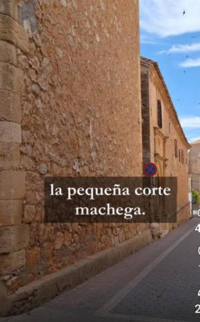 Agradable casa con zona de relax y aparcamiento